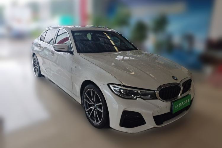 Used BMW 3 Series 2021 Second Facelift 325Li M Sport Package Front Right 45 Deg