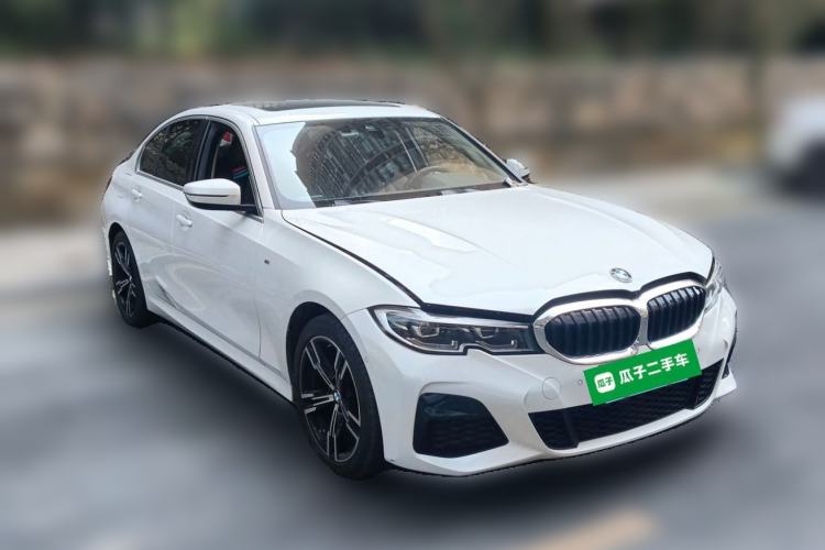 Used BMW 3 Series 2021 Second Facelift 325i M Sport Package Front Right 45 Deg