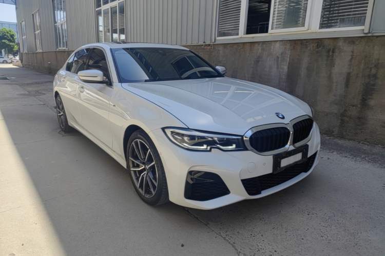Used BMW 3 Series 2021 Restyled 325Li M Sport Package Front Right 45 Deg