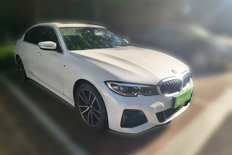 Used BMW 3 Series 2021 Facelifted 320Li M Sport Package Front Right 45 Deg