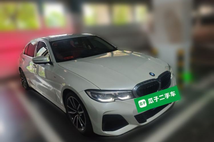 Used BMW 3 Series 2021 Second Facelift 320Li M Sport Package Front Right 45 Deg