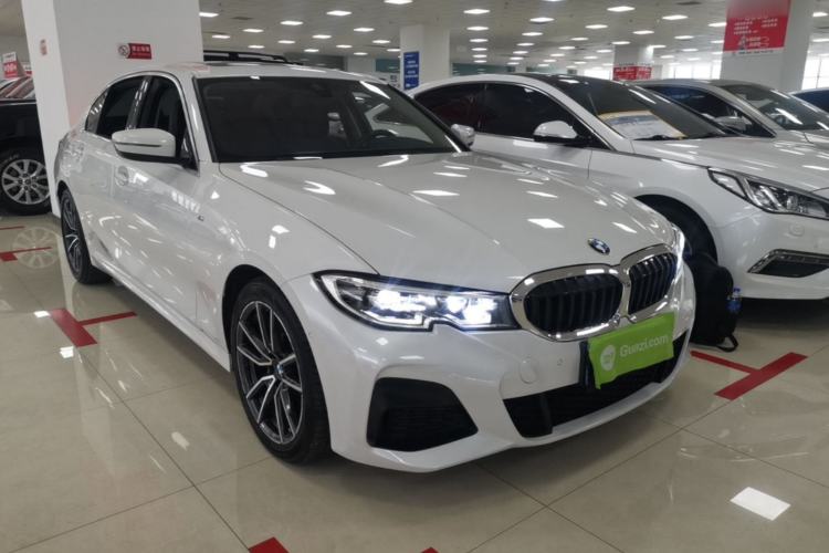 Used BMW 3 Series 2021 325Li M Sport Package Front Right 45 Deg