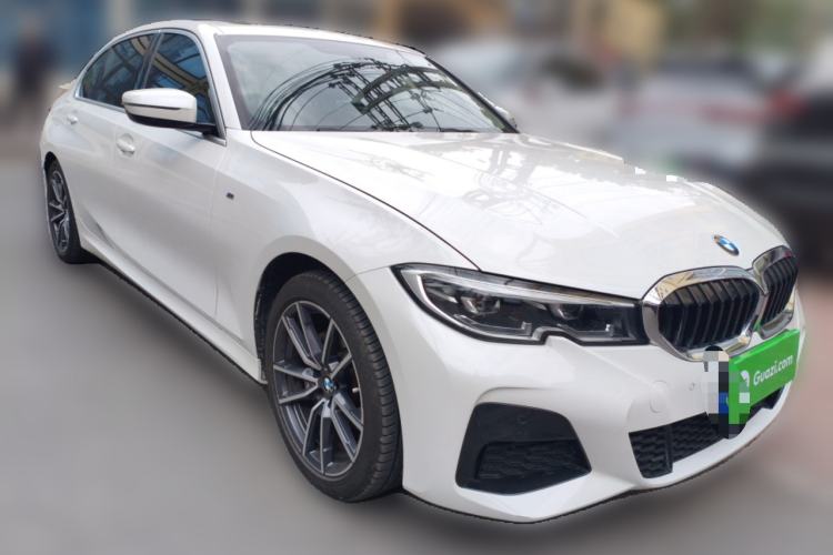 Used BMW 3 Series 2021 320Li M Sport Package Front Right 45 Deg
