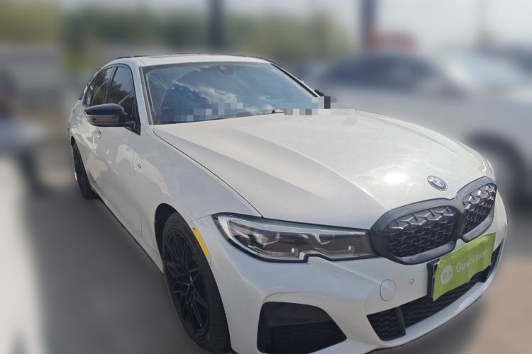 Used BMW 3 Series 2021 Restyled 325i M Sport Package Front Right 45 Deg