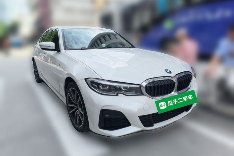 Used BMW 3 Series 2021 Facelifted 320Li M Sport Package Front Right 45 Deg
