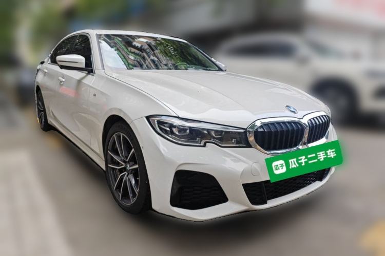 Used BMW 3 Series 2021 Facelifted 320Li M Sport Package Front Right 45 Deg