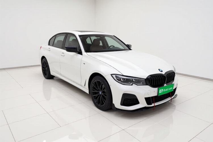 Used BMW 3 Series 2021 Second Facelift 325Li M Sport Night Edition Package Front Right 45 Deg