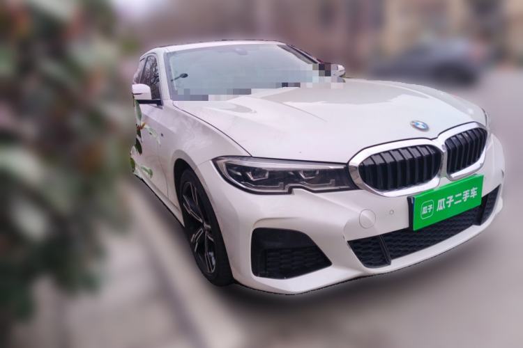 Used BMW 3 Series 2021 Restyled 325i M Sport Package Front Right 45 Deg