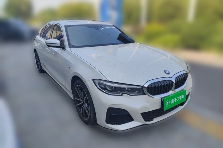 Used BMW 3 Series 2021 Facelifted 320Li M Sport Package Front Right 45 Deg