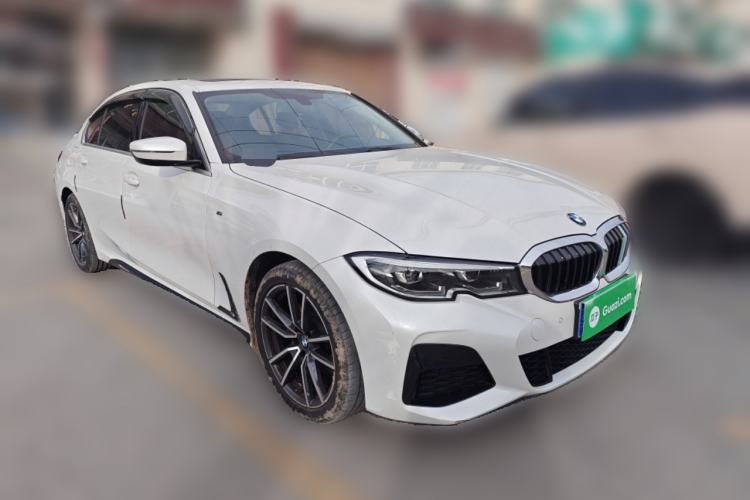 Used BMW 3 Series 2021 Facelifted 320Li M Sport Package Front Right 45 Deg