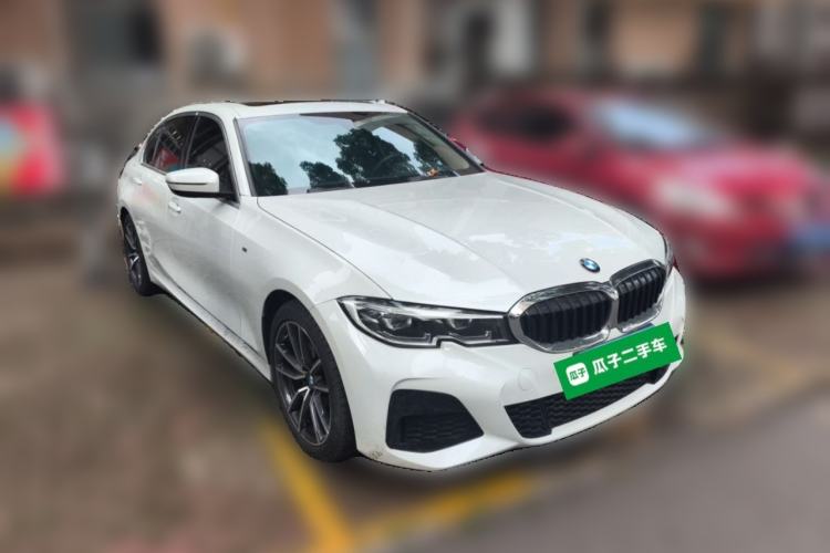 Used BMW 3 Series 2021 320Li M Sport Package Front Right 45 Deg