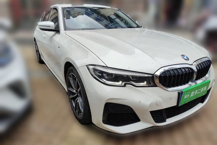 Used BMW 3 Series 2021 Facelifted 320Li M Sport Package Front Right 45 Deg