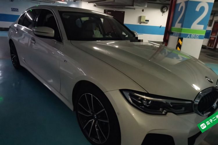 Used BMW 3 Series 2021 Second Facelift 325Li M Sport Package Front Right 45 Deg