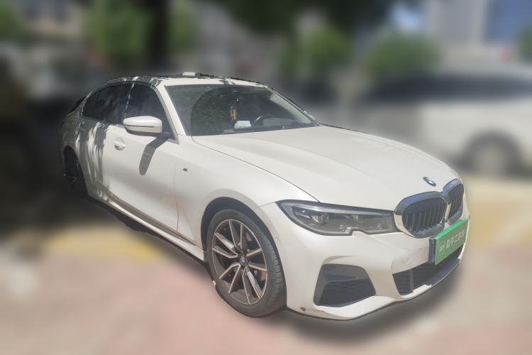 Used BMW 3 Series 2021 Second Facelift 325Li M Sport Package Front Right 45 Deg