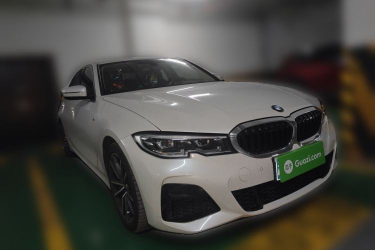Used BMW 3 Series 2021 Facelifted 320Li M Sport Package Front Right 45 Deg