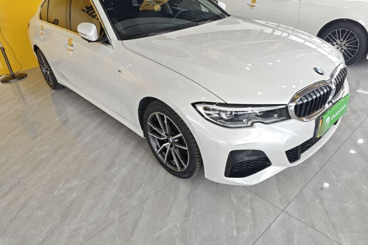 Used BMW 3 Series 2021 325Li M Sport Package Front Right 45 Deg