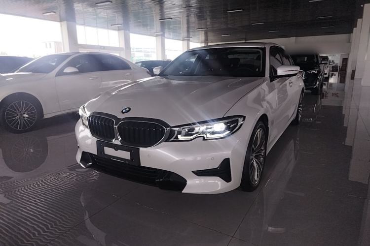 Used BMW 3 Series 2021 320i Sport Package Guazi used car, China used car export, Used car for sale, Used  cars, Cheapest cars for sale