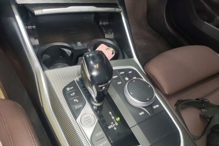Used BMW 3 Series 2021 325i M Sport Night Edition package Gear Lever
