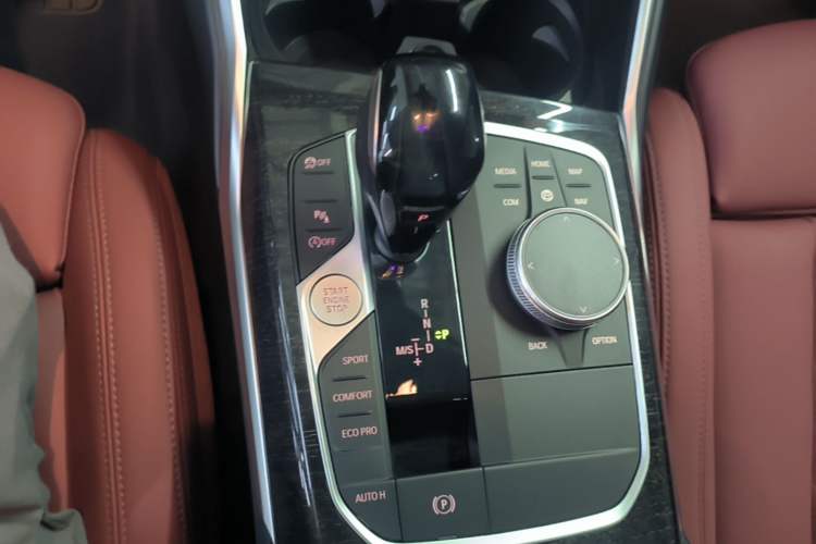 Used BMW 3 Series 2021 Second Facelift 325Li M Sport Package Gear Lever