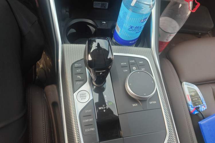 Used BMW 3 Series 2021 325Li M Sport Shadowline Package Gear Lever