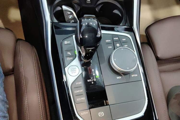 Used BMW 3 Series 2021 Second Facelift 320Li M Sport Package Gear Lever
