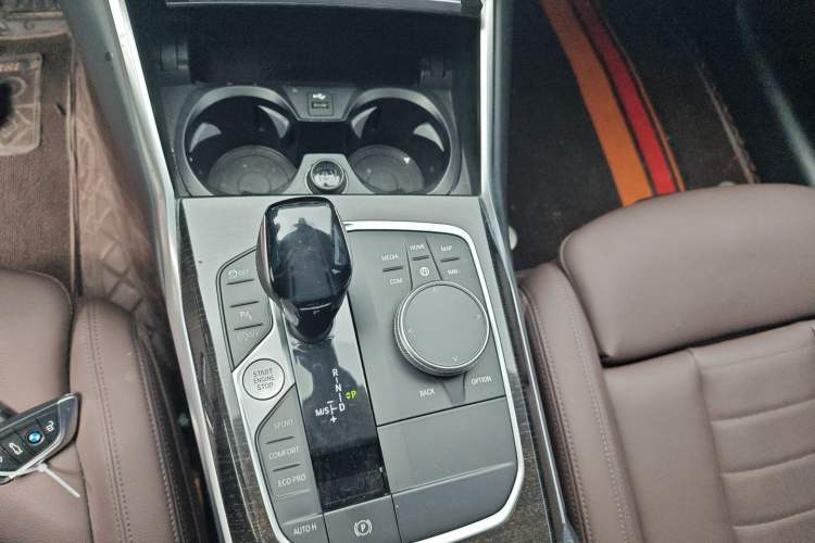 Used BMW 3 Series 2021 Second Facelift 325Li M Sport Package Gear Lever