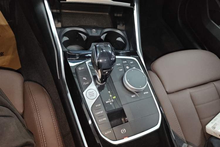 Used BMW 3 Series 2021 Second Facelift 320Li M Sport Package Gear Lever