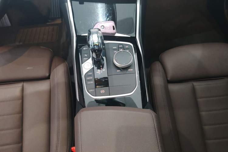 Used BMW 3 Series 2021 Second Facelift 320Li M Sport Package Gear Lever