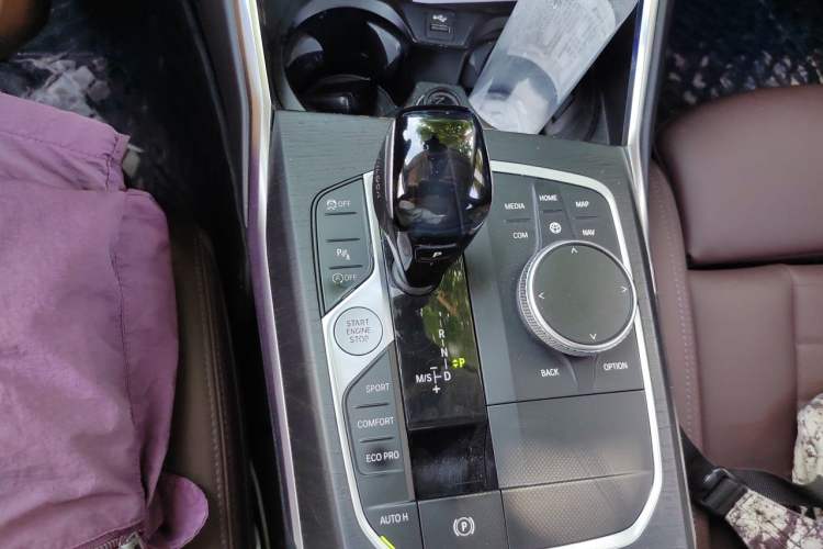 Used BMW 3 Series 2021 Restyled 325i M Sport Package Gear Lever