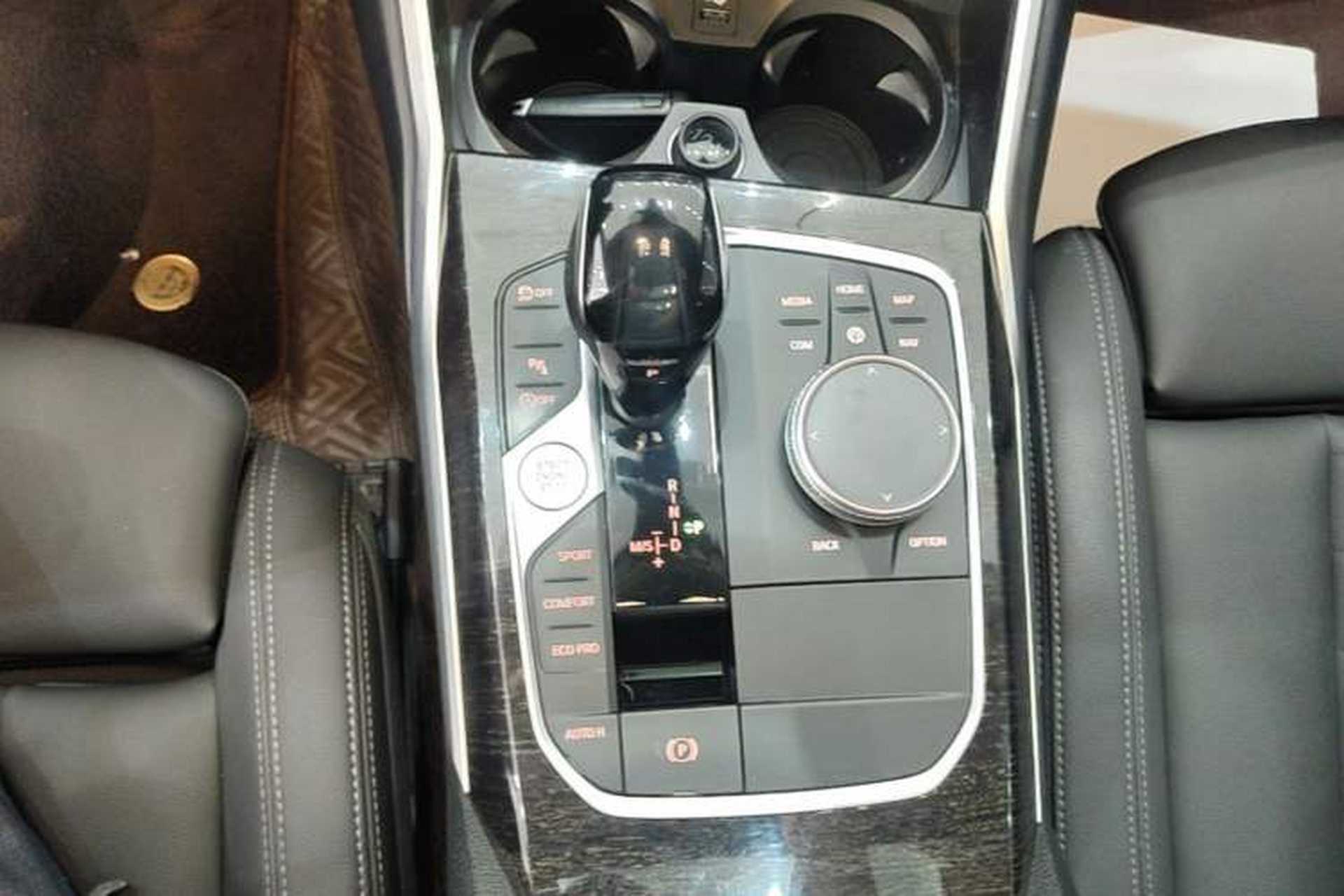Used BMW 3 Series 2021 Second Facelift 325Li M Sport Package Gear Lever