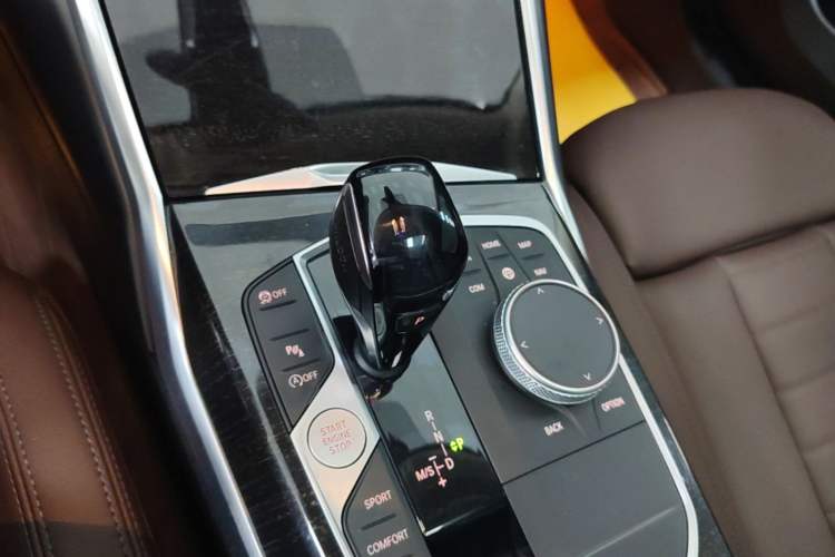 Used BMW 3 Series 2021 Second Facelift 325Li M Sport Package Gear Lever