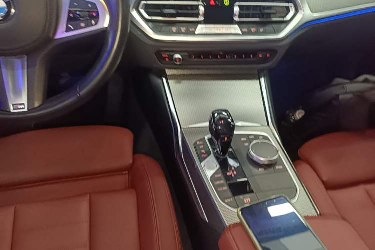 Used BMW 3 Series 2021 330i M Sport Night Edition Gear Lever