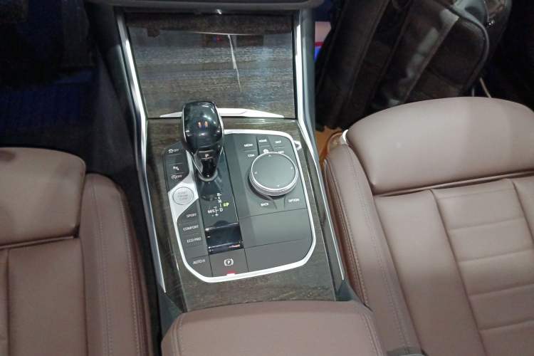 Used BMW 3 Series 2021 Restyled 325Li M Sport Package Gear Lever