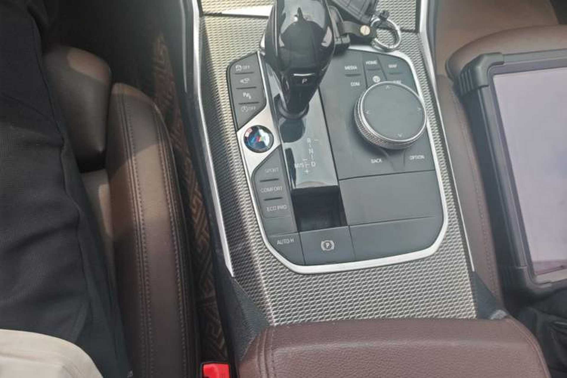 Used BMW 3 Series 2021 325Li M Sport Shadowline Package Gear Lever