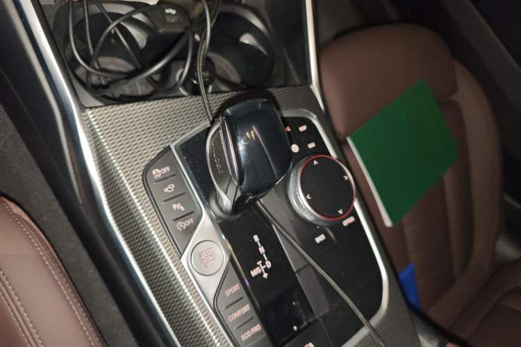 Used BMW 3 Series 2021 Second Facelift 325i M Sport Night Edition Package Gear Lever