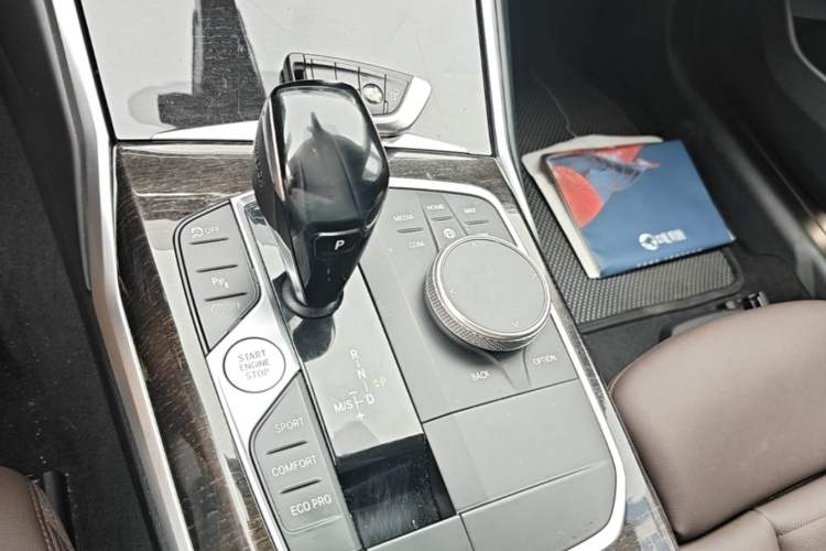 Used BMW 3 Series 2021 Second Facelift 325Li M Sport Package Gear Lever