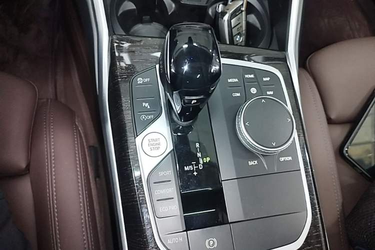 Used BMW 3 Series 2021 Second Facelift 325Li M Sport Package Gear Lever
