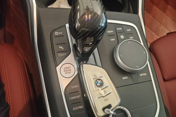 Used BMW 3 Series 2021 Second Facelift 325i M Sport Package Gear Lever