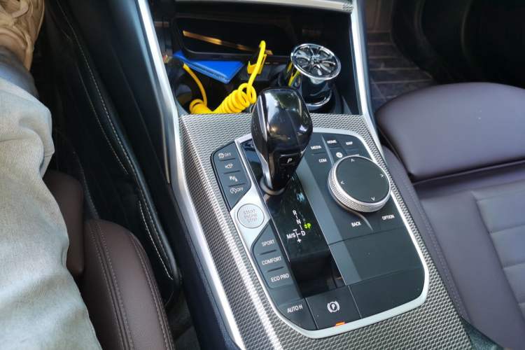 Used BMW 3 Series 2021 325i M Sport Night Edition package Gear Lever