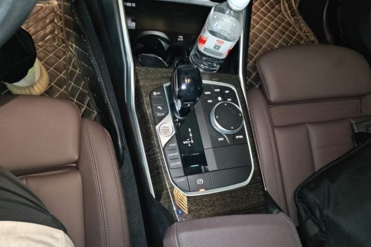 Used BMW 3 Series 2021 Second Facelift 325Li M Sport Package Gear Lever