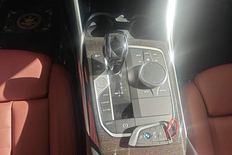 Used BMW 3 Series 2021 Second Facelift 325Li M Sport Package Gear Lever