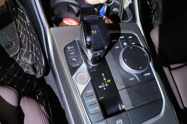 Used BMW 3 Series 2021 325Li M Sport Shadowline Package Gear Lever