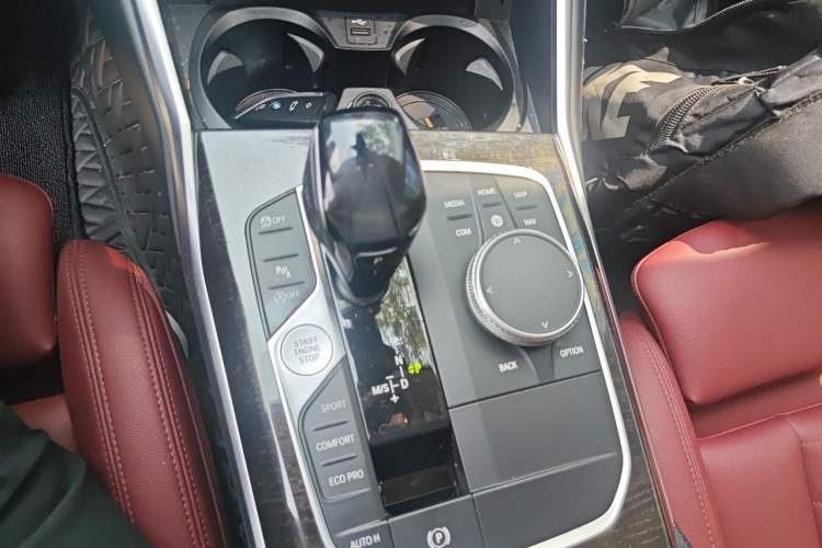 Used BMW 3 Series 2021 325Li M Sport Package Gear Lever