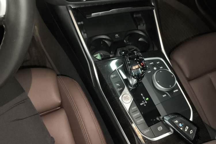 Used BMW 3 Series 2021 Restyled 325Li M Sport Package Gear Lever