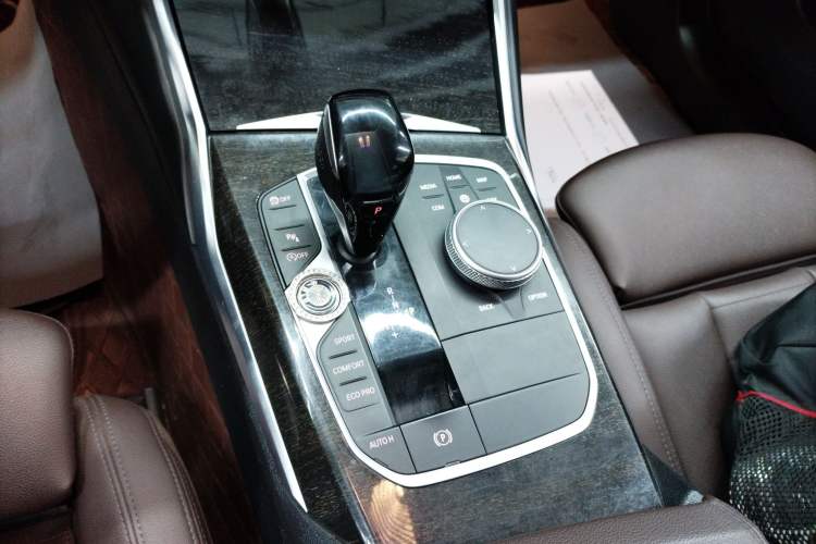 Used BMW 3 Series 2021 Restyled 325Li M Sport Package Gear Lever