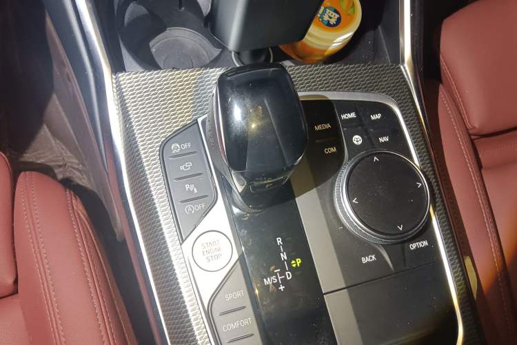 Used BMW 3 Series 2021 Restyled 325i M Sport Night Edition Package Gear Lever