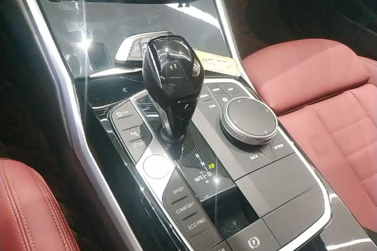 Used BMW 3 Series 2021 320i Sport Package Gear Lever