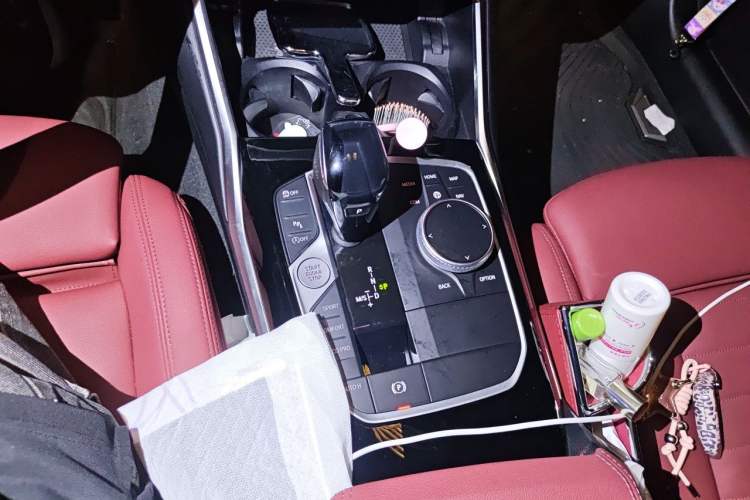 Used BMW 3 Series 2021 320i Sport Package Gear Lever