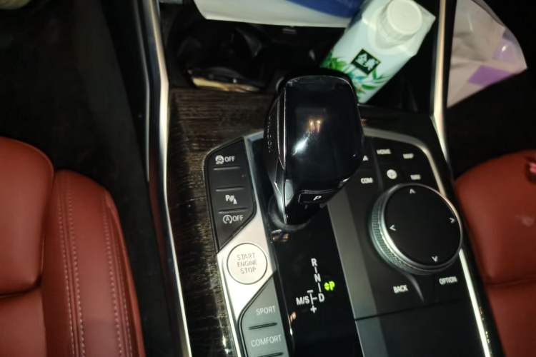 Used BMW 3 Series 2021 Second Facelift 325Li M Sport Package Gear Lever
