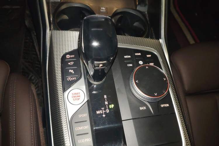 Used BMW 3 Series 2021 Restyled 325i M Sport Night Edition Package Gear Lever